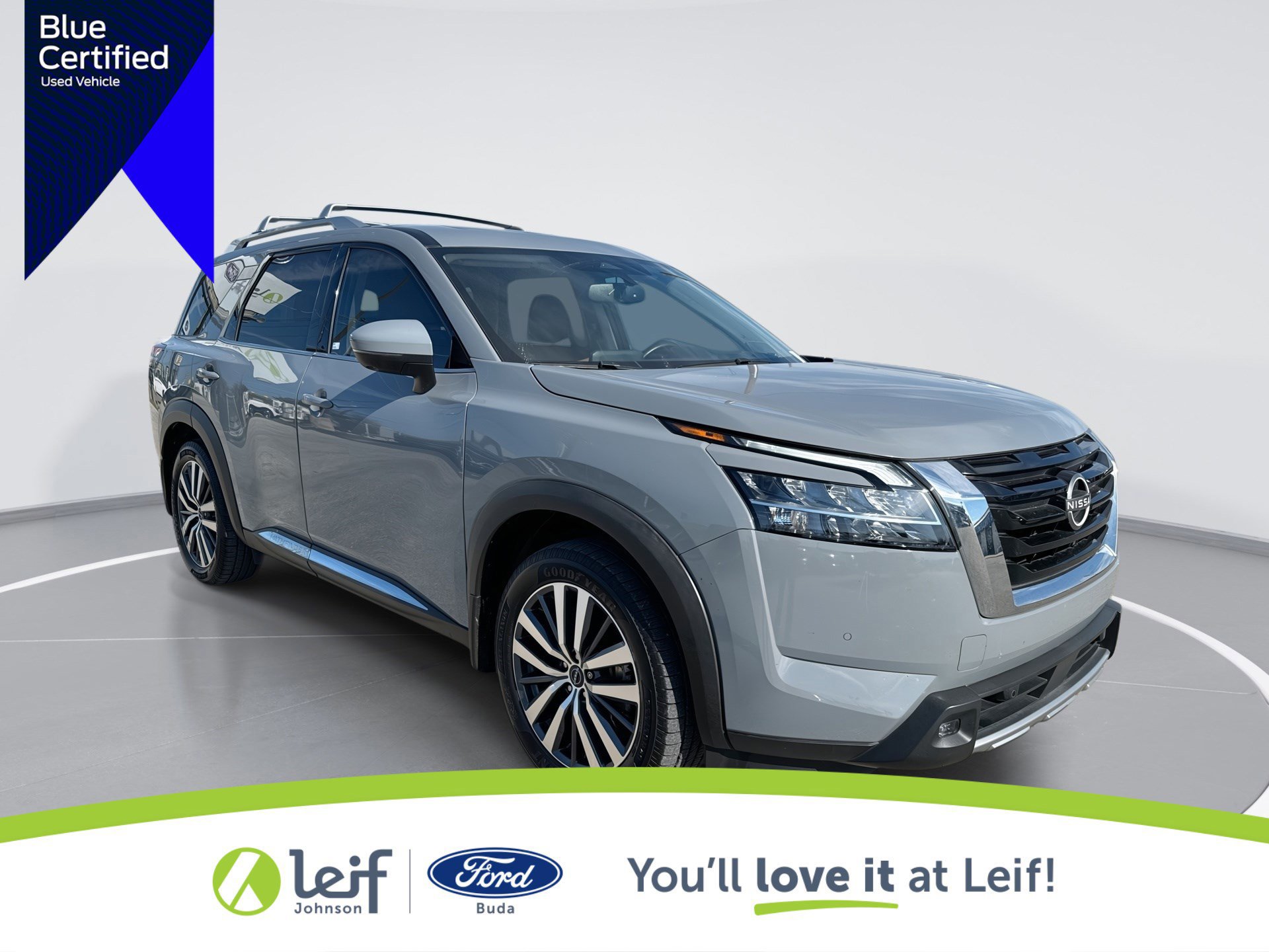 Used 2022 Nissan Pathfinder Platinum w/ Cargo Package