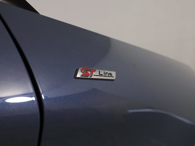 Certified 2025 Ford Explorer ST-Line w/ Premium Package image 26