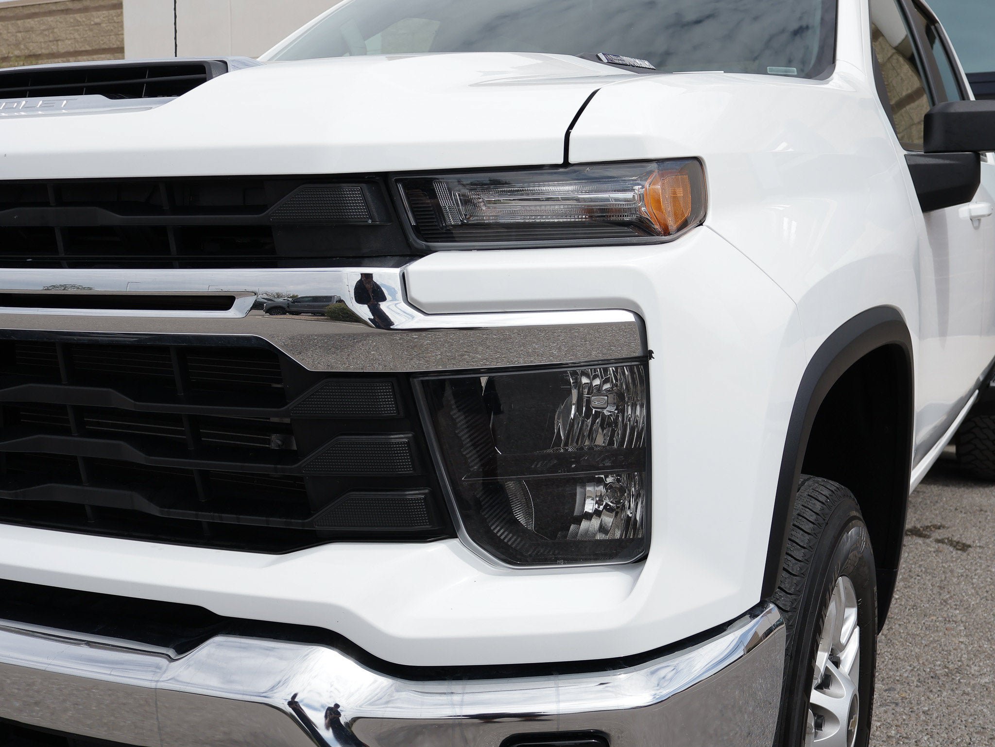 Used 2025 Chevrolet Silverado 2500 LT w/ Convenience Package AWD/4WD image 14