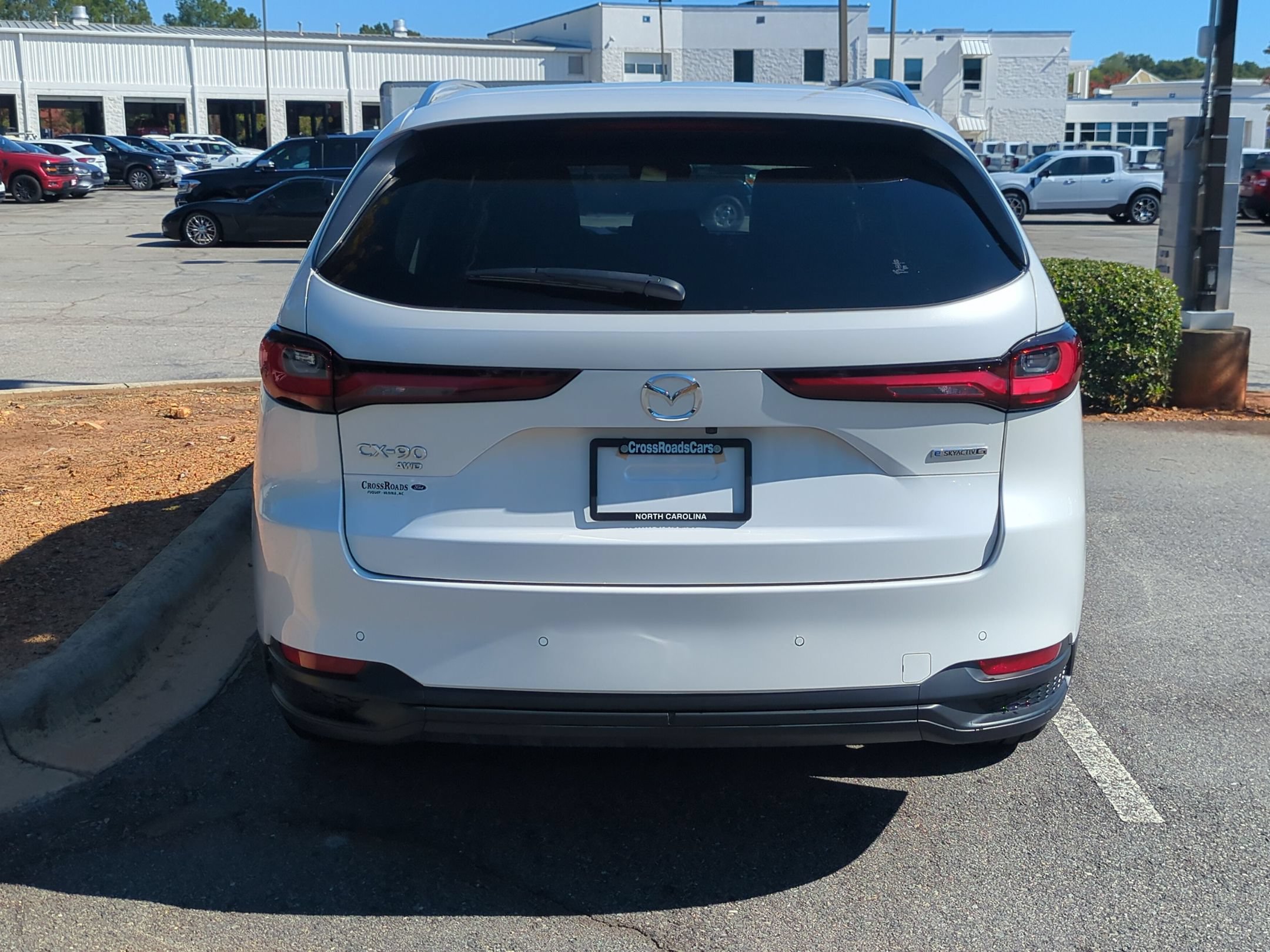 Used 2025 MAZDA CX-90 3.3 Turbo w/ Preferred Package AWD/4WD image 4