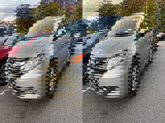 Used 2016 Honda Odyssey SE