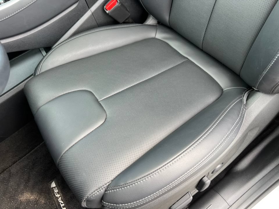 Used 2023 Hyundai Santa Fe SEL w/ Premium Package AWD/4WD image 11