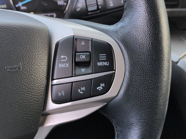 Certified 2022 Ford Explorer XLT w/ Equipment Group 202A RWD image 19