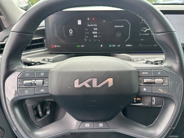 Used 2024 Kia EV9 Land AWD/4WD image 34