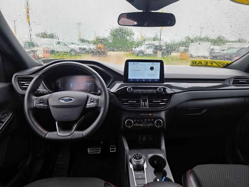 Certified 2024 Ford Escape ST-Line AWD/4WD image 15