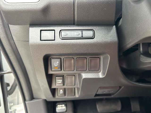 Used 2025 Nissan Frontier SV RWD image 20