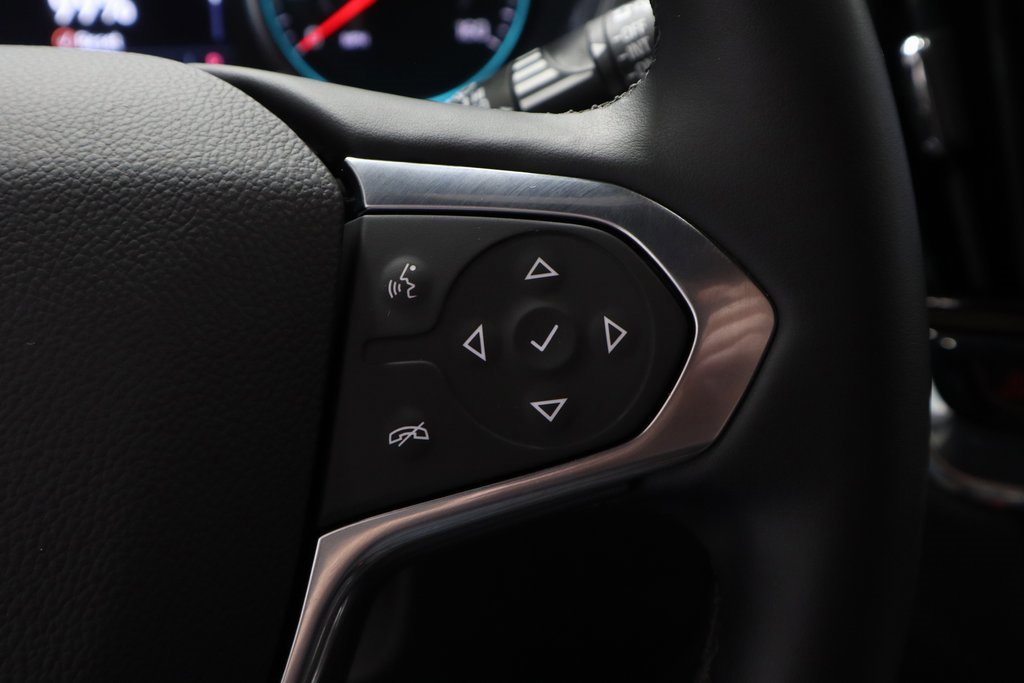 Used 2023 Chevrolet Traverse LT image 24