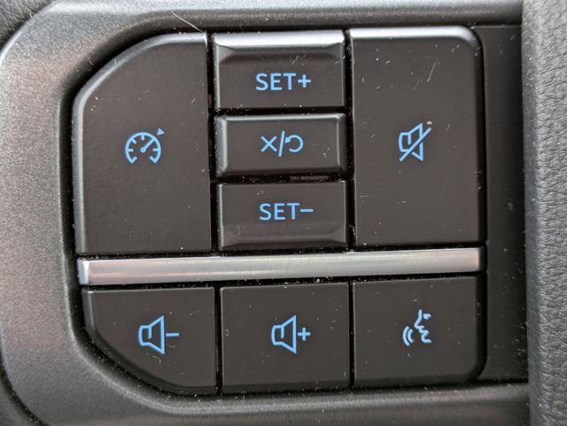 Certified 2025 Ford F350 Lariat w/ FX4 Off-Road Package image 25