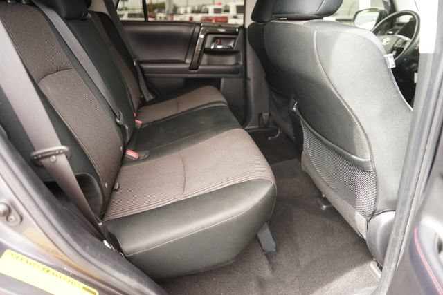 Used 2018 Toyota 4Runner TRD Off-Road AWD/4WD image 15