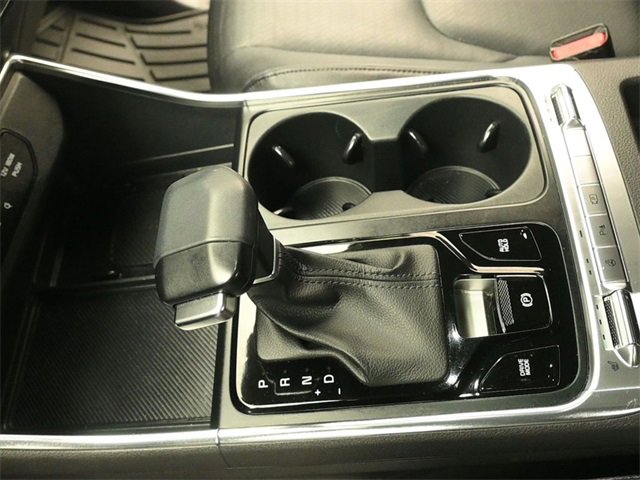 Used 2025 Kia Carnival SX Prestige image 12