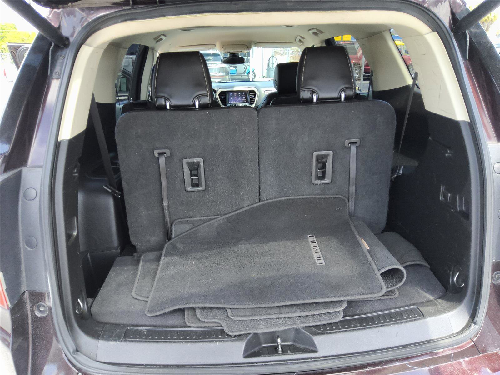 Used 2020 GMC Acadia Denali AWD/4WD image 23