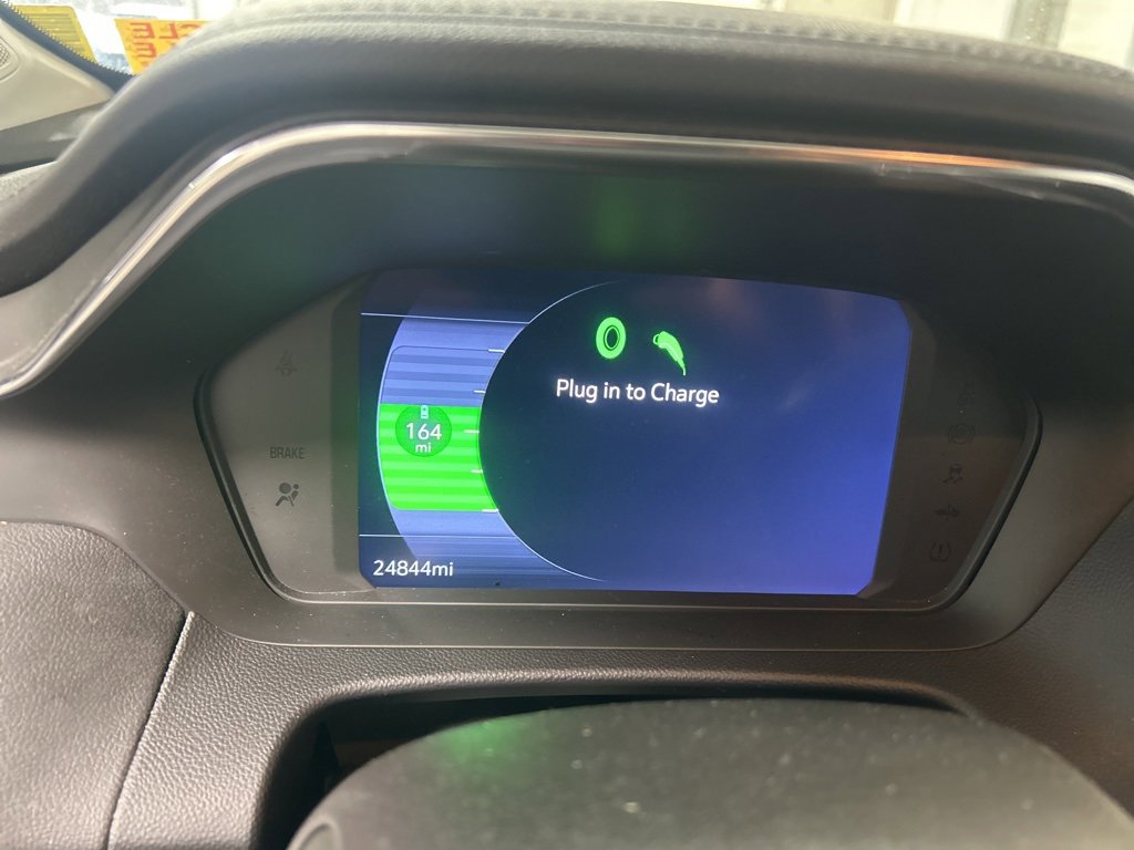 Used 2023 Chevrolet Bolt EUV Premier w/ Sun & Sound Package image 3