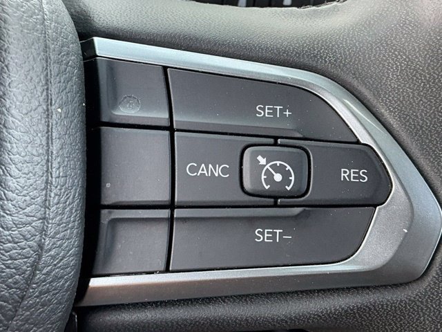 Used 2024 Jeep Compass Latitude AWD/4WD image 31