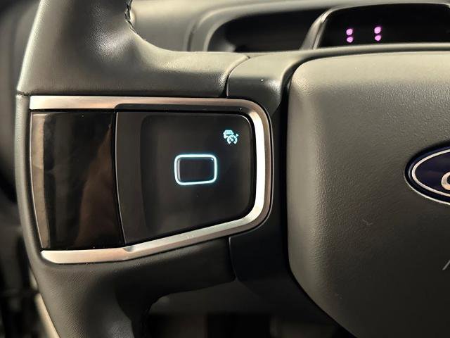 Certified 2025 Ford Expedition Active image 21