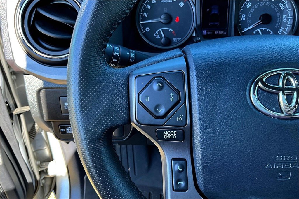 Used 2020 Toyota Tacoma TRD Off-Road RWD image 14