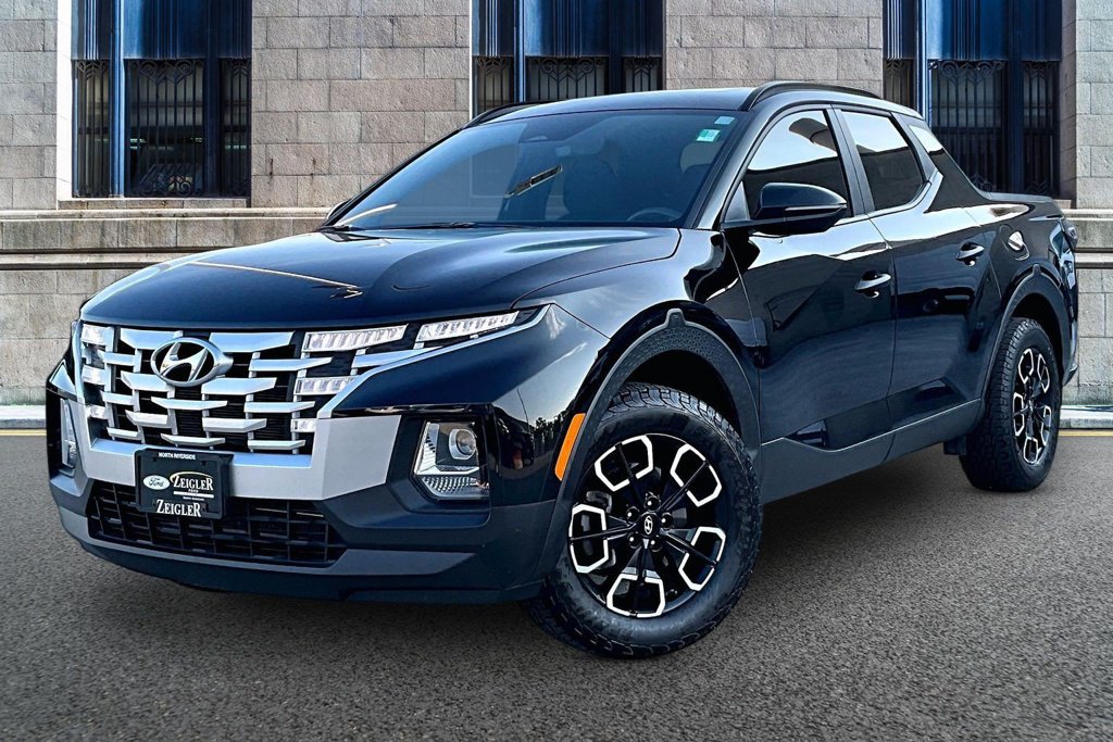 Used 2023 Hyundai Santa Cruz SEL w/ Activity Package AWD/4WD image 2