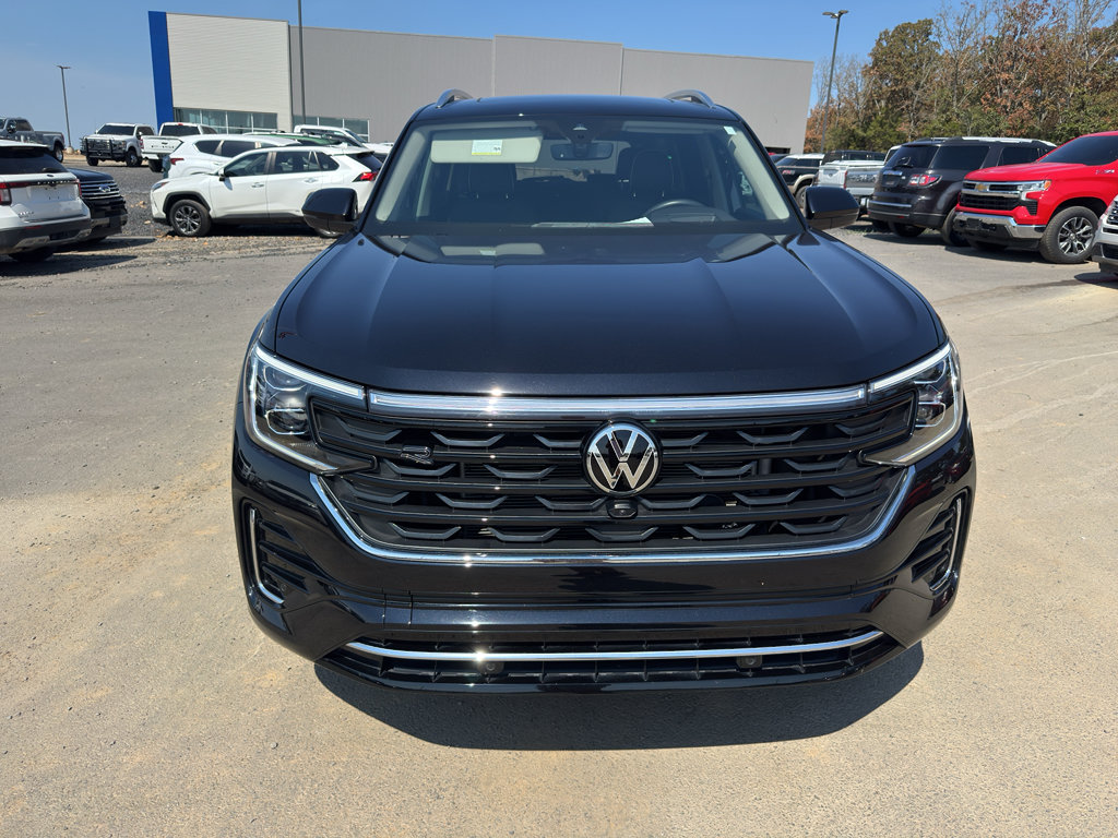 Used 2025 Volkswagen Atlas SEL Premium R-Line AWD/4WD image 2