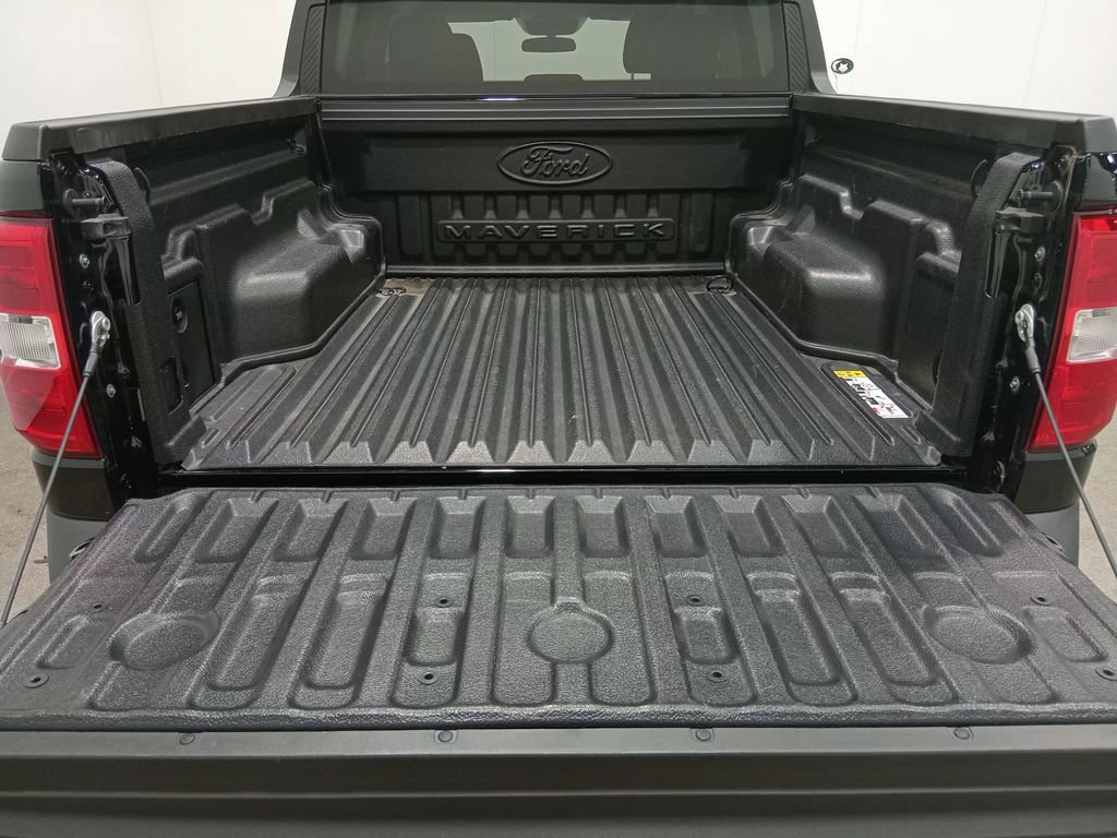 Certified 2024 Ford Maverick XL w/ Equipment Group 100A Standard AWD/4WD image 6