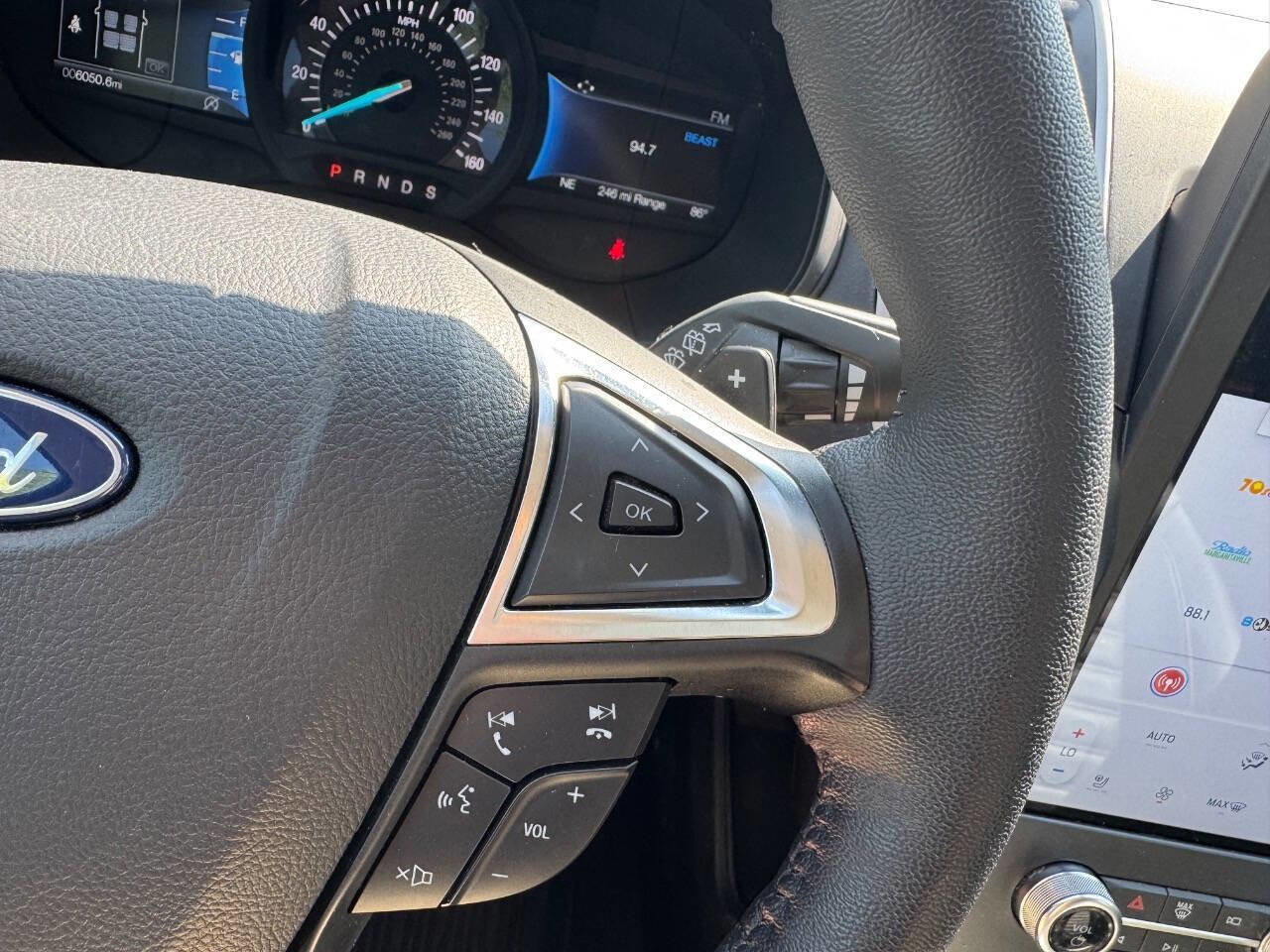 Certified 2024 Ford Edge SEL w/ Convenience Package AWD/4WD image 15