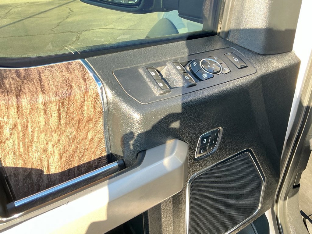 Certified 2019 Ford F450 Lariat w/ Lariat Value Package AWD/4WD image 16