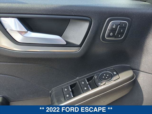 Certified 2022 Ford Escape Titanium FWD image 11