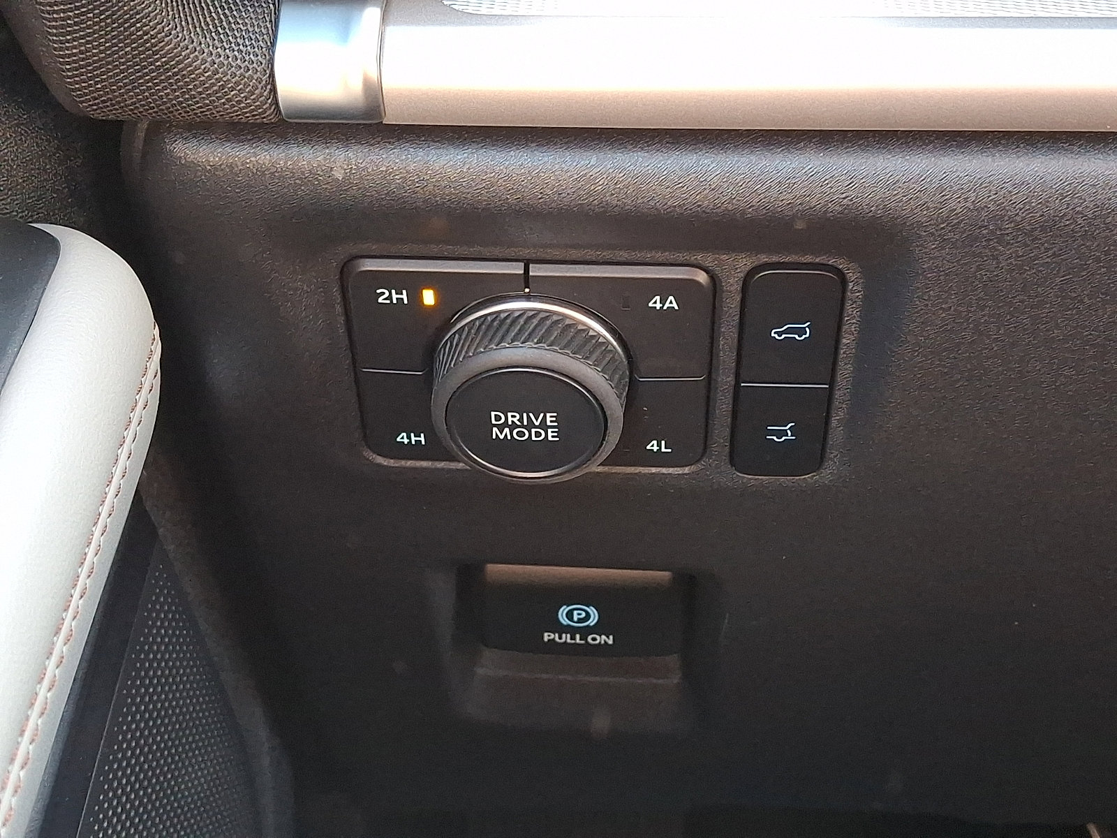 Certified 2025 Ford Expedition Max Active AWD/4WD image 28