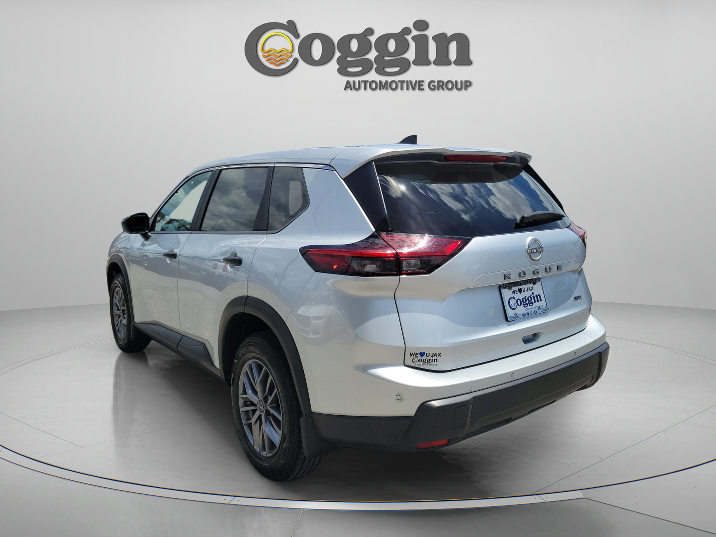 Used 2024 Nissan Rogue S AWD/4WD video 2