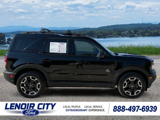 Certified 2023 Ford Bronco Sport Outer Banks w/ Tech Package AWD/4WD image 2