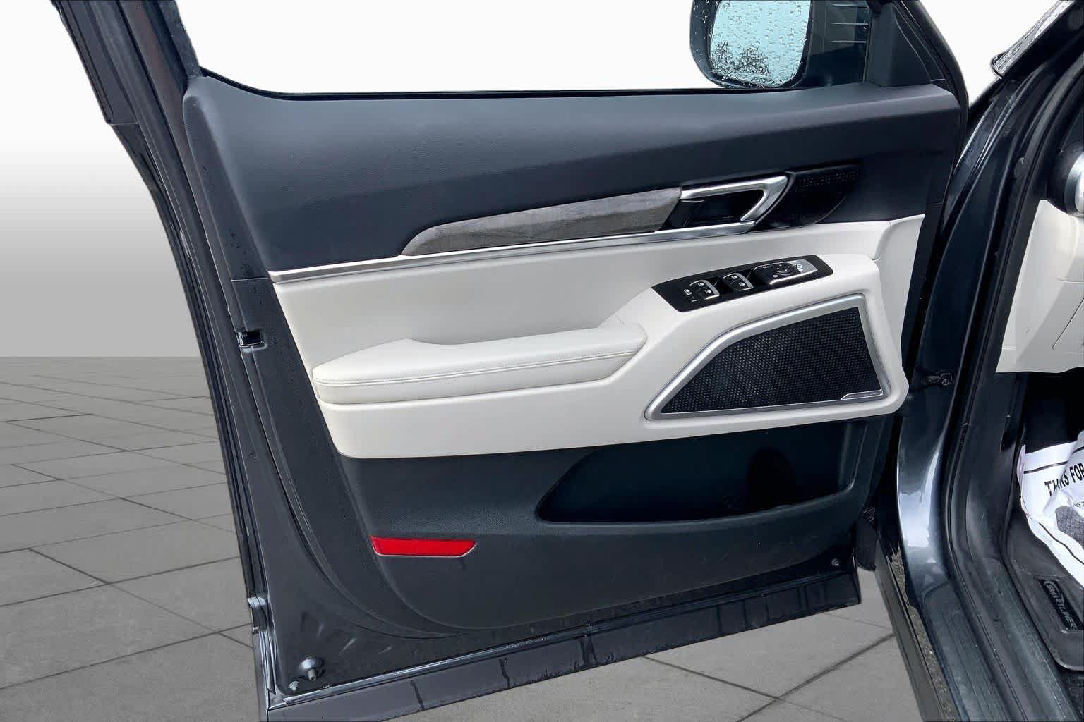 Used 2021 Kia Telluride EX FWD image 22
