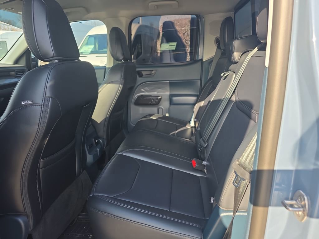 Certified 2025 Ford Maverick Lariat w/ Black Appearance Package image 15