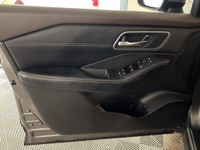 Used 2021 Nissan Rogue SV w/ Premium Package AWD/4WD image 16