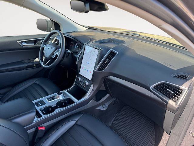 Certified 2024 Ford Edge SEL w/ Convenience Package AWD/4WD image 15