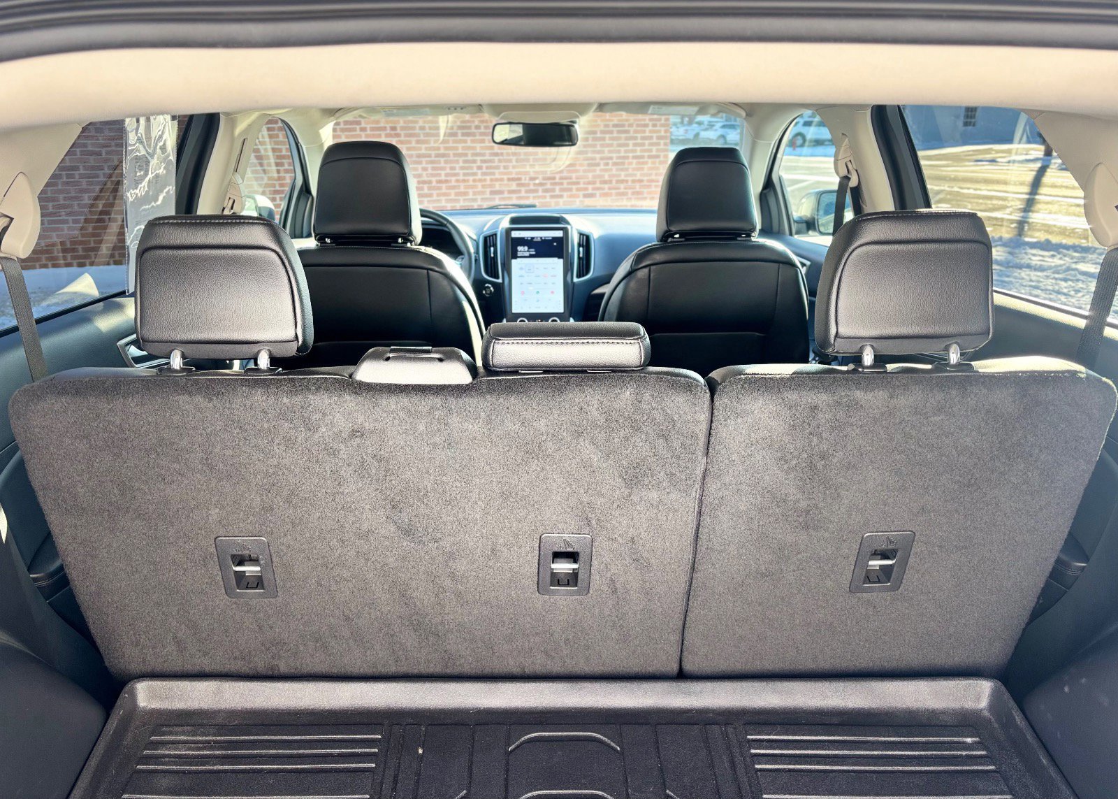 Certified 2024 Ford Edge SEL w/ Convenience Package image 11