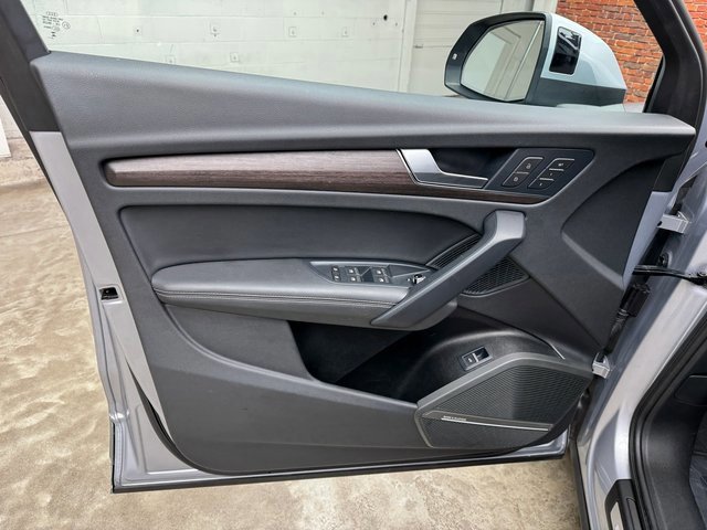 Used 2024 Audi Q5 2.0T Premium Plus image 11