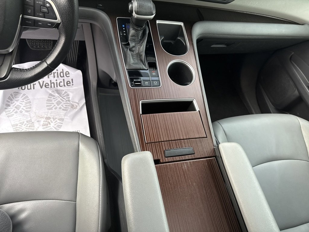 Used 2021 Toyota Sienna XLE image 17