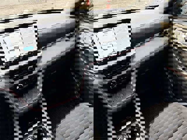 Certified 2025 Ford Explorer ST-Line w/ Premium Package image 16