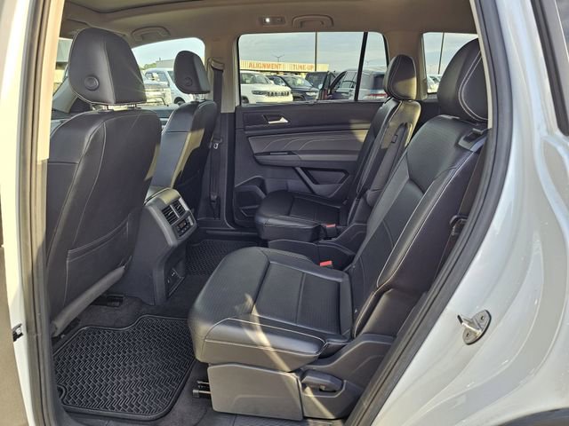 Used 2021 Volkswagen Atlas SE image 16