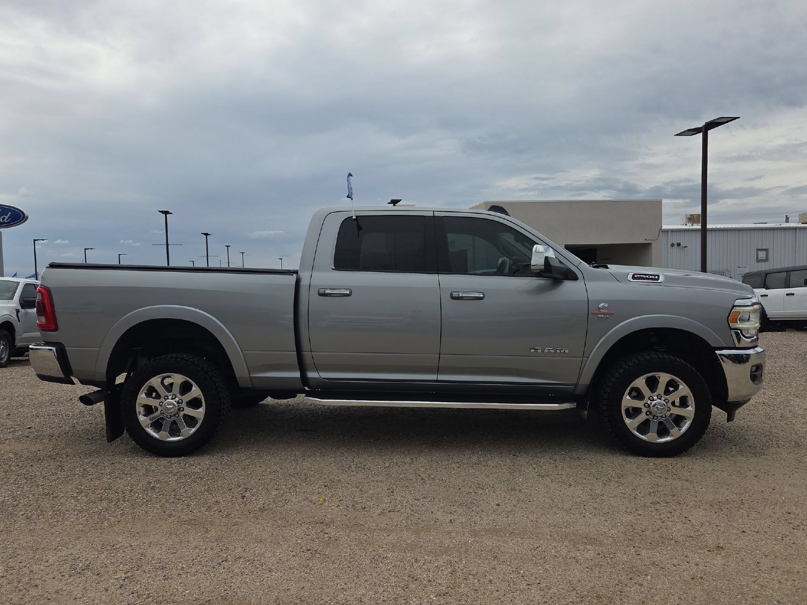 Used 2022 RAM 2500 Laramie AWD/4WD image 4