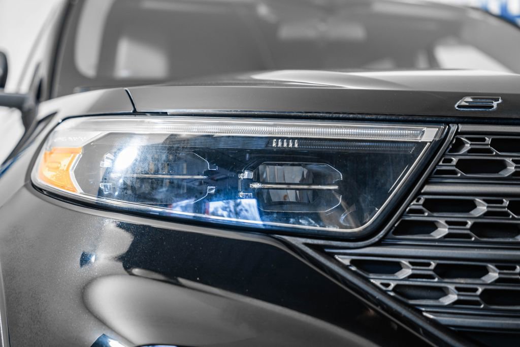 Certified 2021 Ford Explorer XLT w/ Equipment Group 202A image 16