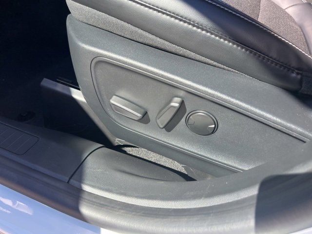 Certified 2025 Ford Escape SE image 20