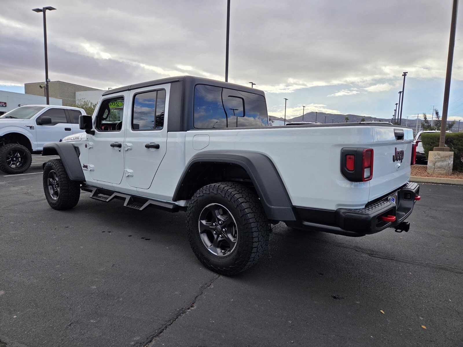 Used 2021 Jeep Gladiator Rubicon image 4