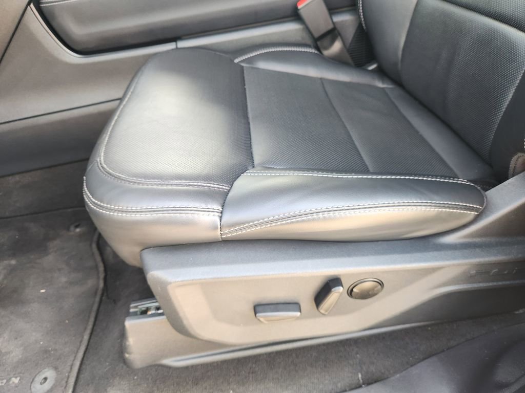 Certified 2025 Ford Expedition Platinum AWD/4WD image 21