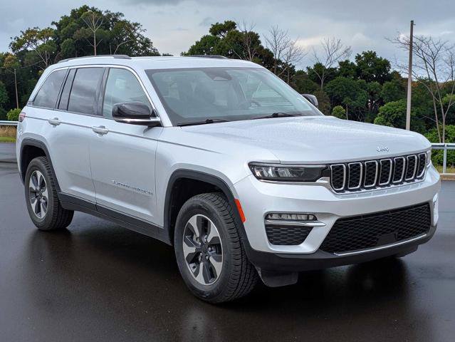Used 2024 Jeep Grand Cherokee Limited 4xe AWD/4WD image 8