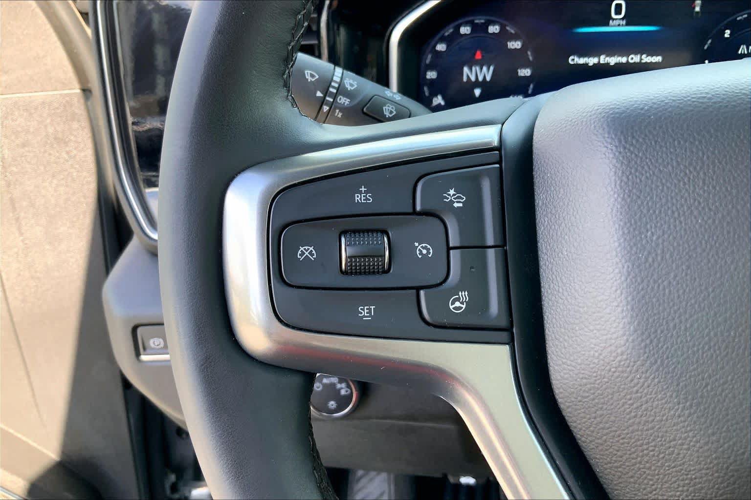 Used 2023 Chevrolet Silverado 1500 LT AWD/4WD image 21