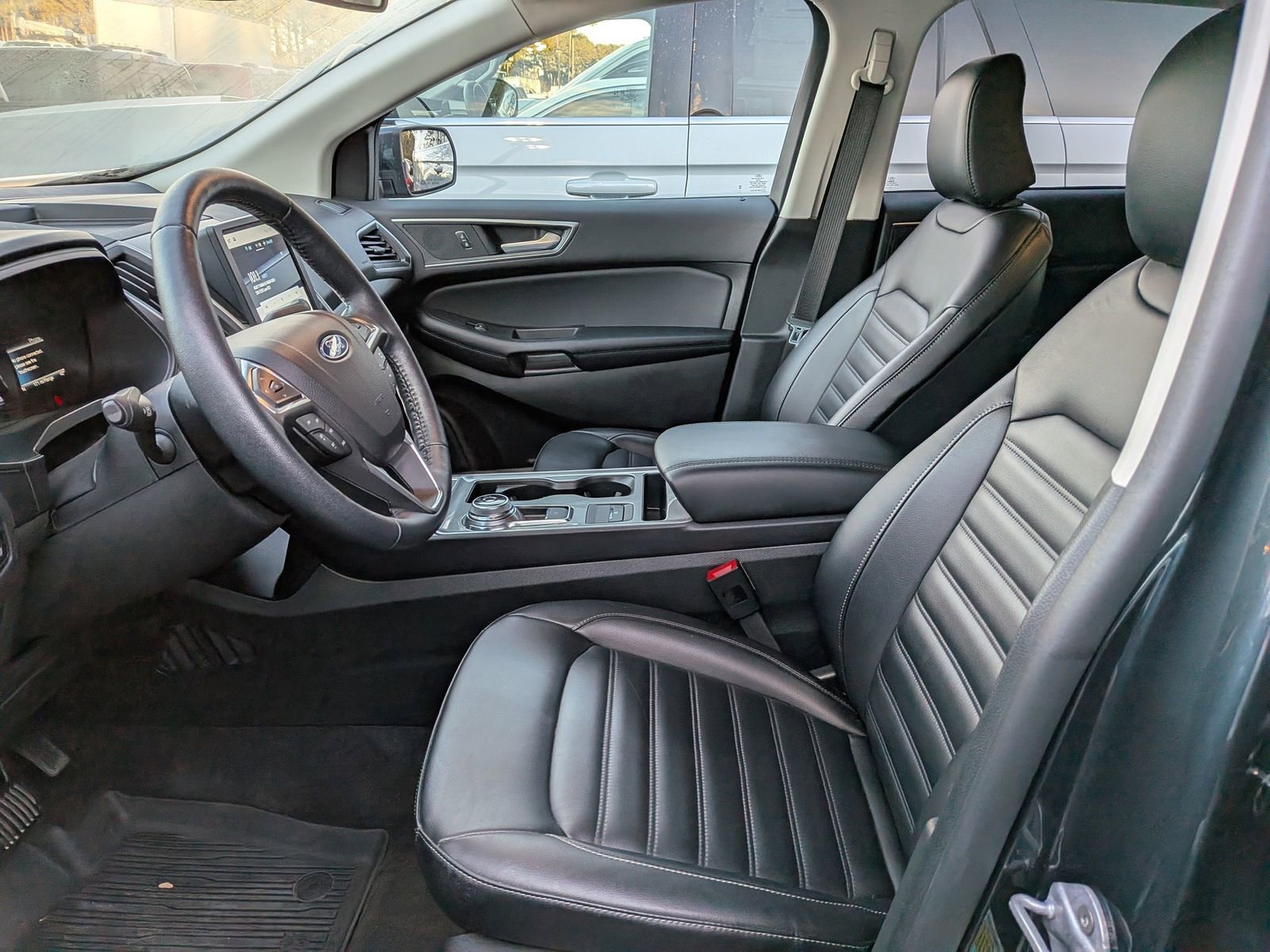 Certified 2024 Ford Edge SEL w/ Convenience Package image 23