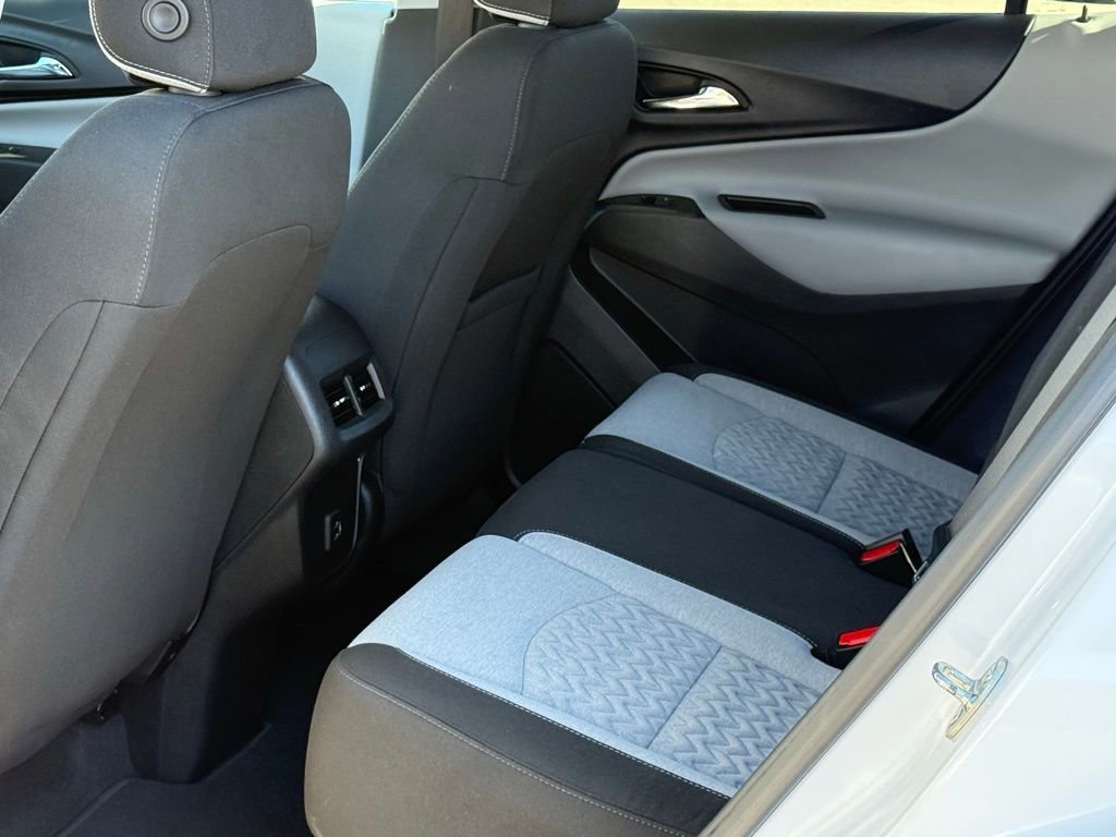 Used 2023 Chevrolet Equinox LS w/ LS Convenience Package image 9
