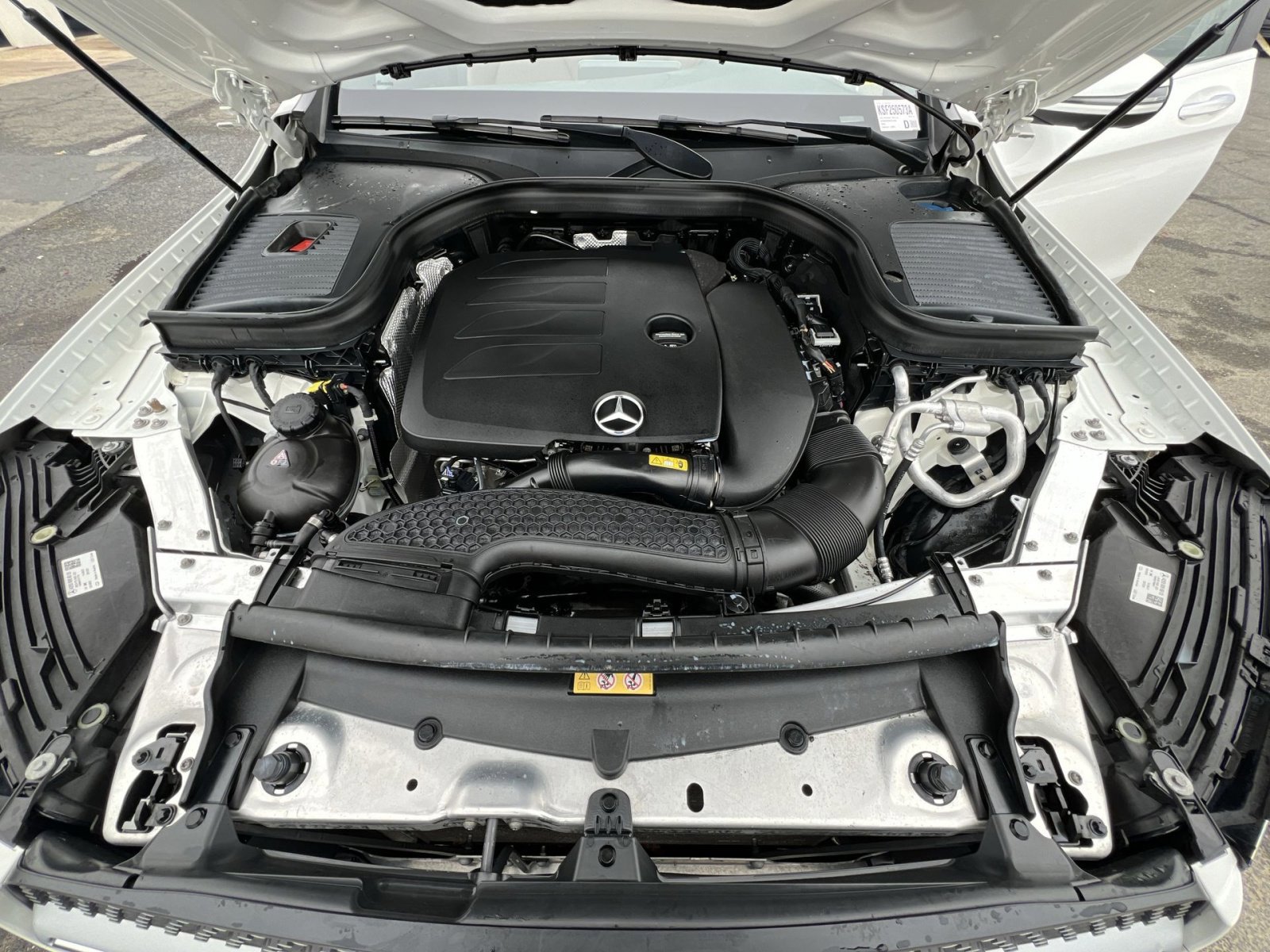 Used 2021 Mercedes-Benz GLC 300 GLC 300 image 27