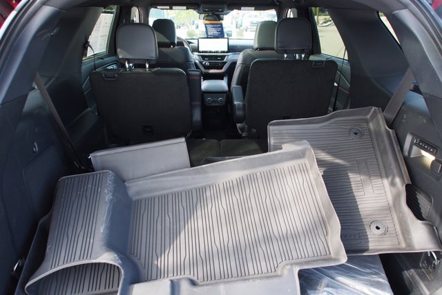 Certified 2025 Ford Explorer ST AWD/4WD image 17