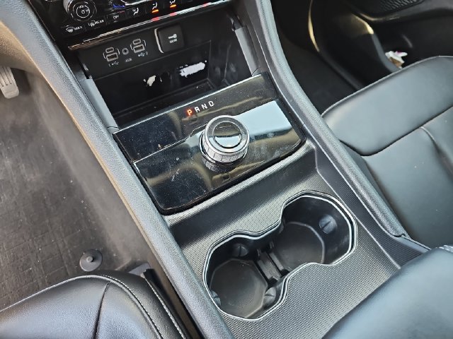 Used 2023 Jeep Grand Cherokee L Limited RWD image 31