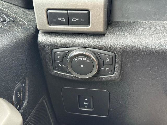 Certified 2017 Ford F150 Lariat w/ Equipment Group 502A Luxury AWD/4WD image 20